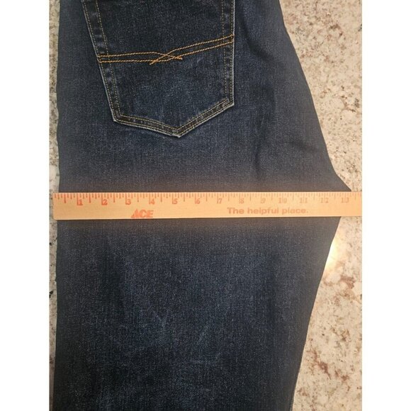 Levi's Jeans Men's 42Wx 32L Medium Wash  Gold Signature Relaxed Fit - Picture 12 of 15